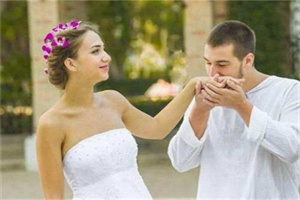 惠州市外遇调查取证：为爱情放弃了一切